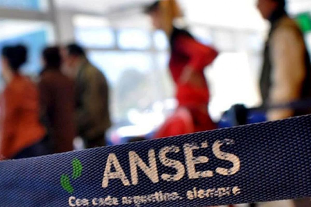 Jubilaciones que superan el mínimo y seguro de desempleo: la Anses deposita con aumento del 2,11% y abre la puerta a cambiar el medio de cobro