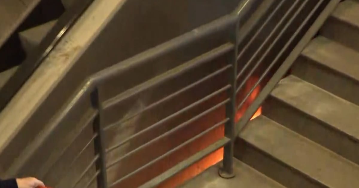 Un incendio en una escalera mecánica de Constitución forzó una evacuación y dejó un herido por inhalación de humo