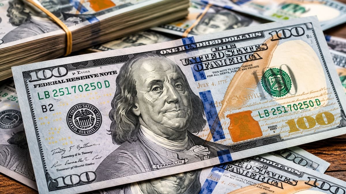Dólar oficial: el Banco Nación cerró el último día hábil con el billete a 1540 pesos para la venta