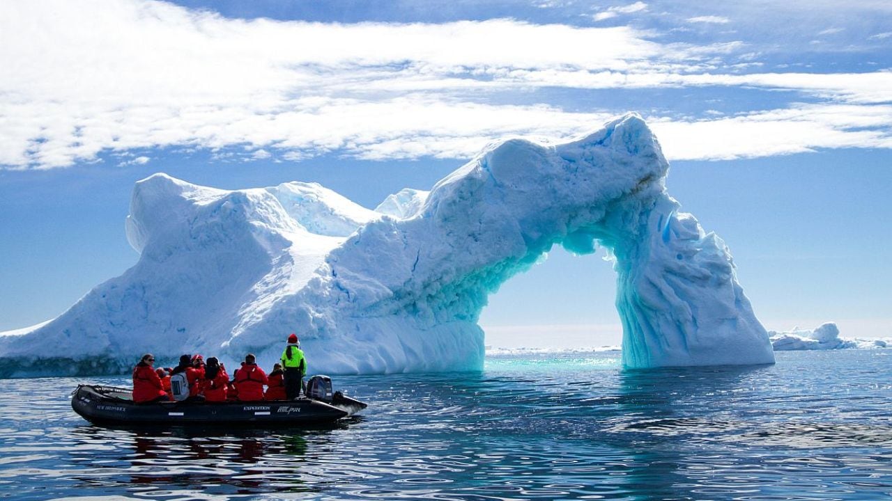 La nueva frontera del turismo antártico: casi dos meses sobre el hielo para conocer lo que casi nadie ve
