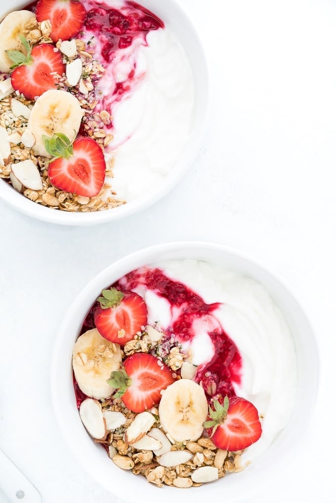 Hígado graso y yogur griego: por qué ningún alimento solo alcanza, pero este puede sumar