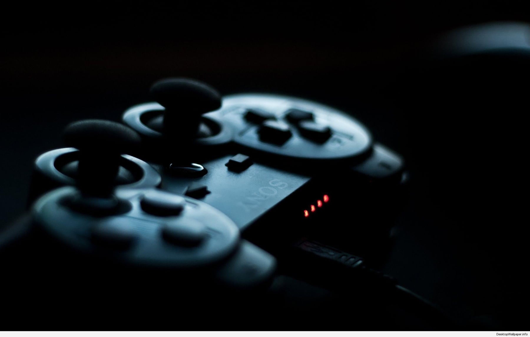 La PlayStation que se mira y no se toca: Sony tiñe de negro una PS5 barata, pero la deja encerrada en Japón