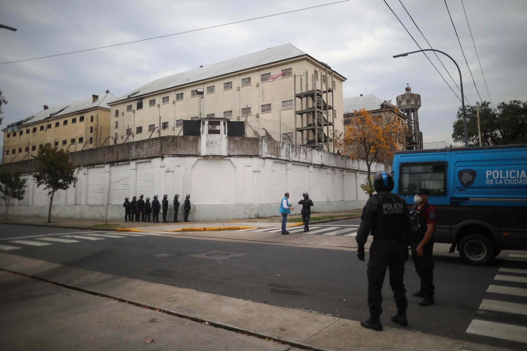 Avanza el vaciamiento de Devoto: ya relocalizaron a casi el 60 por ciento de los internos en Marcos Paz