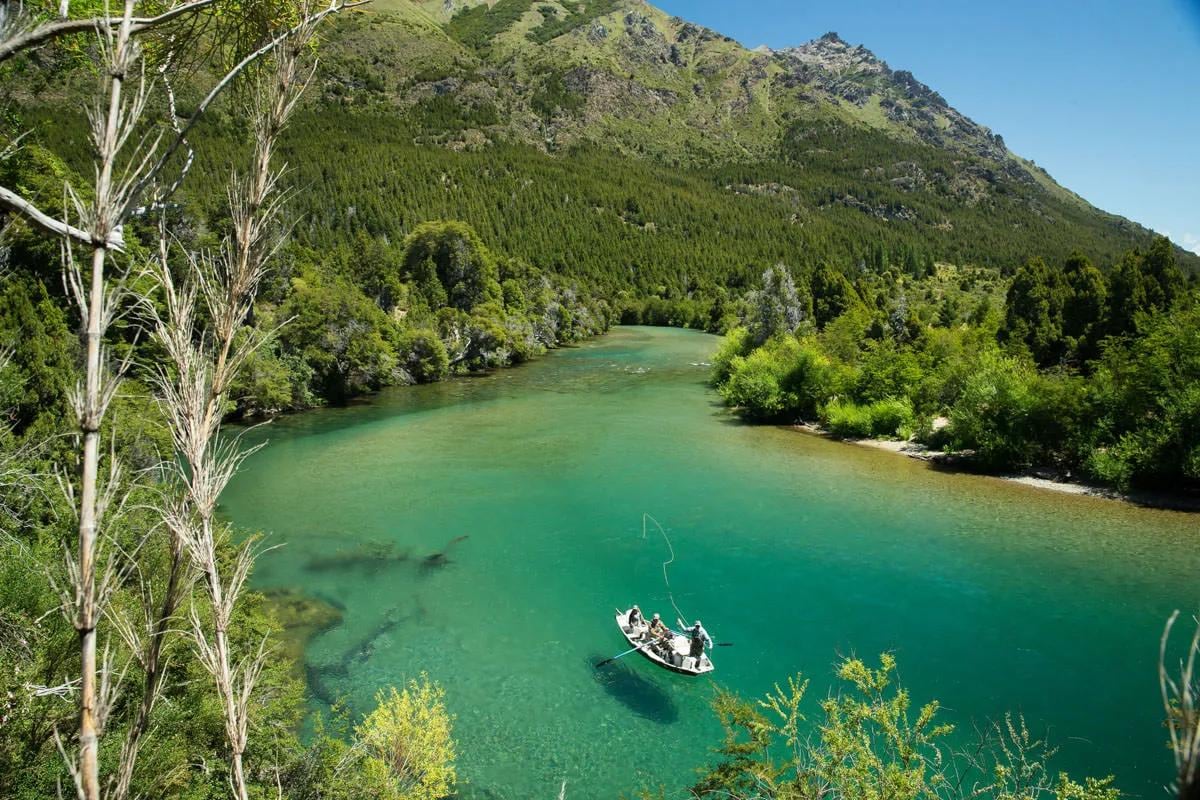 Desde el 1 de noviembre vuelve la pesca deportiva a Neuquén y los permisos ya se consiguen online