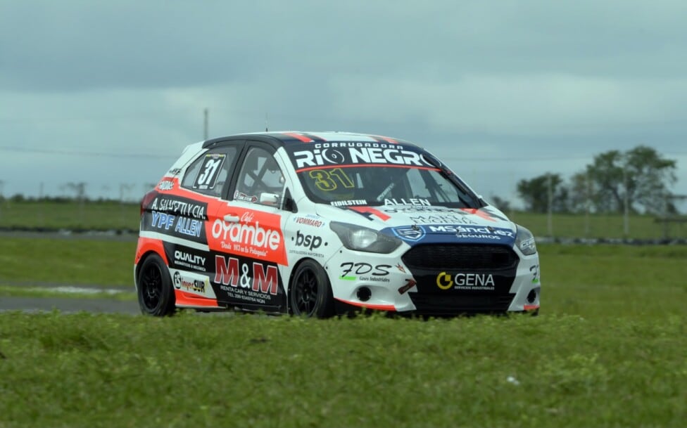 Eidelstein se mojó y se quedó con todo: la pole provisoria del Turismo Pista en Concepción del Uruguay