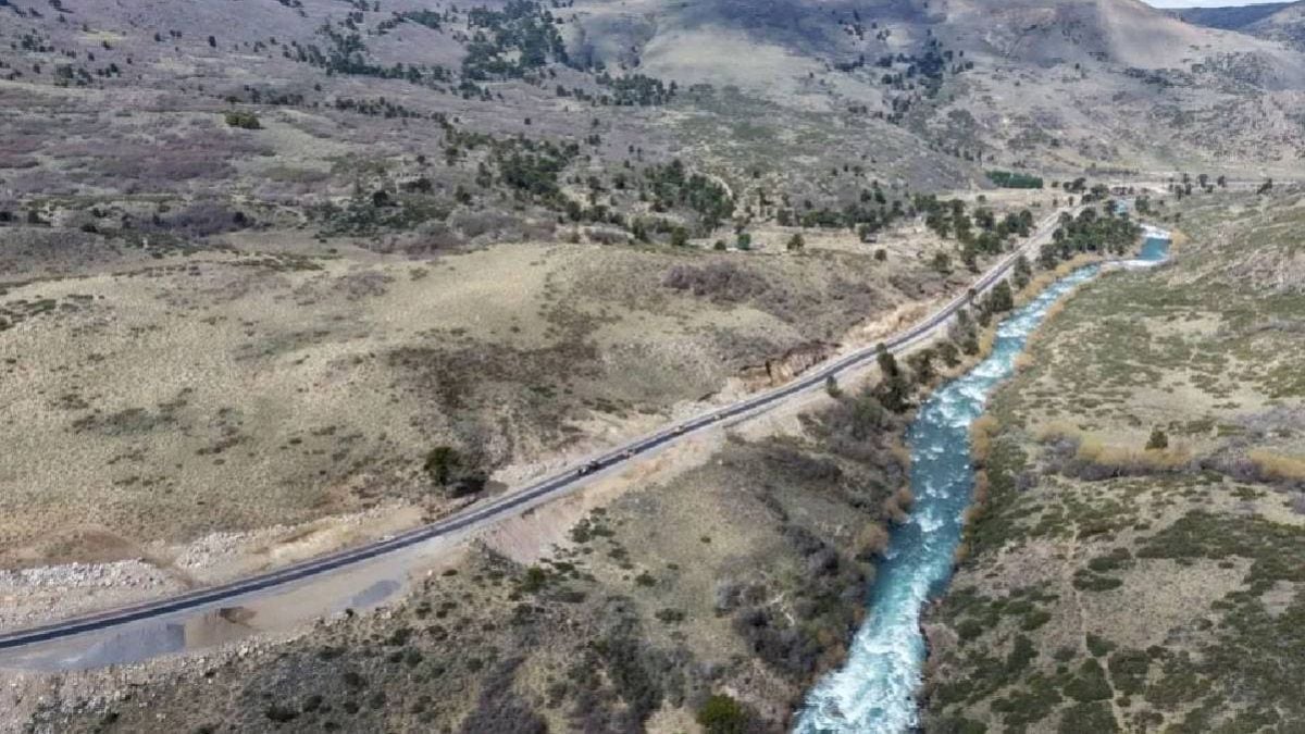 La Ruta 23 deja atrás el ripio: el asfalto que cambiará cómo se viaja al Pehuén