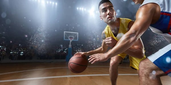 El Valencia se sacude la mala racha a fuerza de triples y goleadas: 116-93 al Murcia y a otra cosa