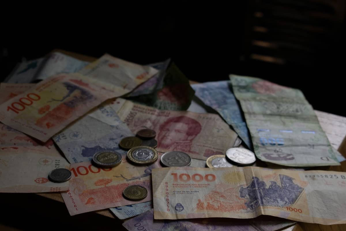 El dólar quedó estable, mientras la inflación-acidificó el presupuesto de los hogares