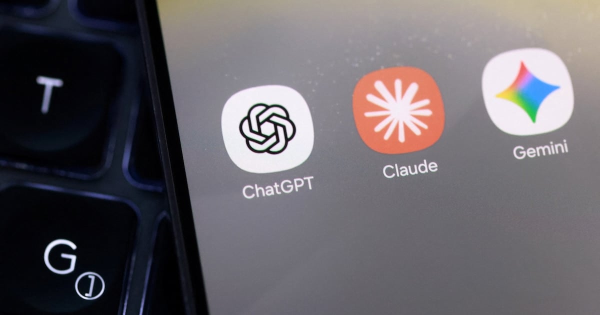 ChatGPT conserva la punta, pero la competencia ya se le acerca
